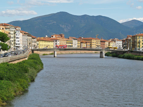 Pisa Travel Guide